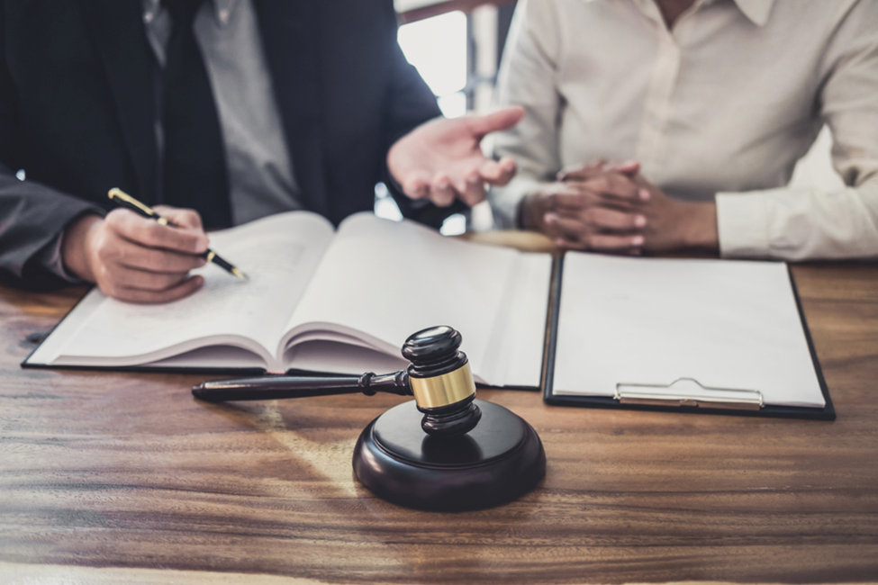 What to Expect When Working with a Securities Fraud Attorney